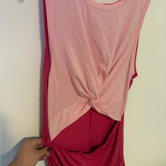 Red XL Dress - Picture 2 of 4